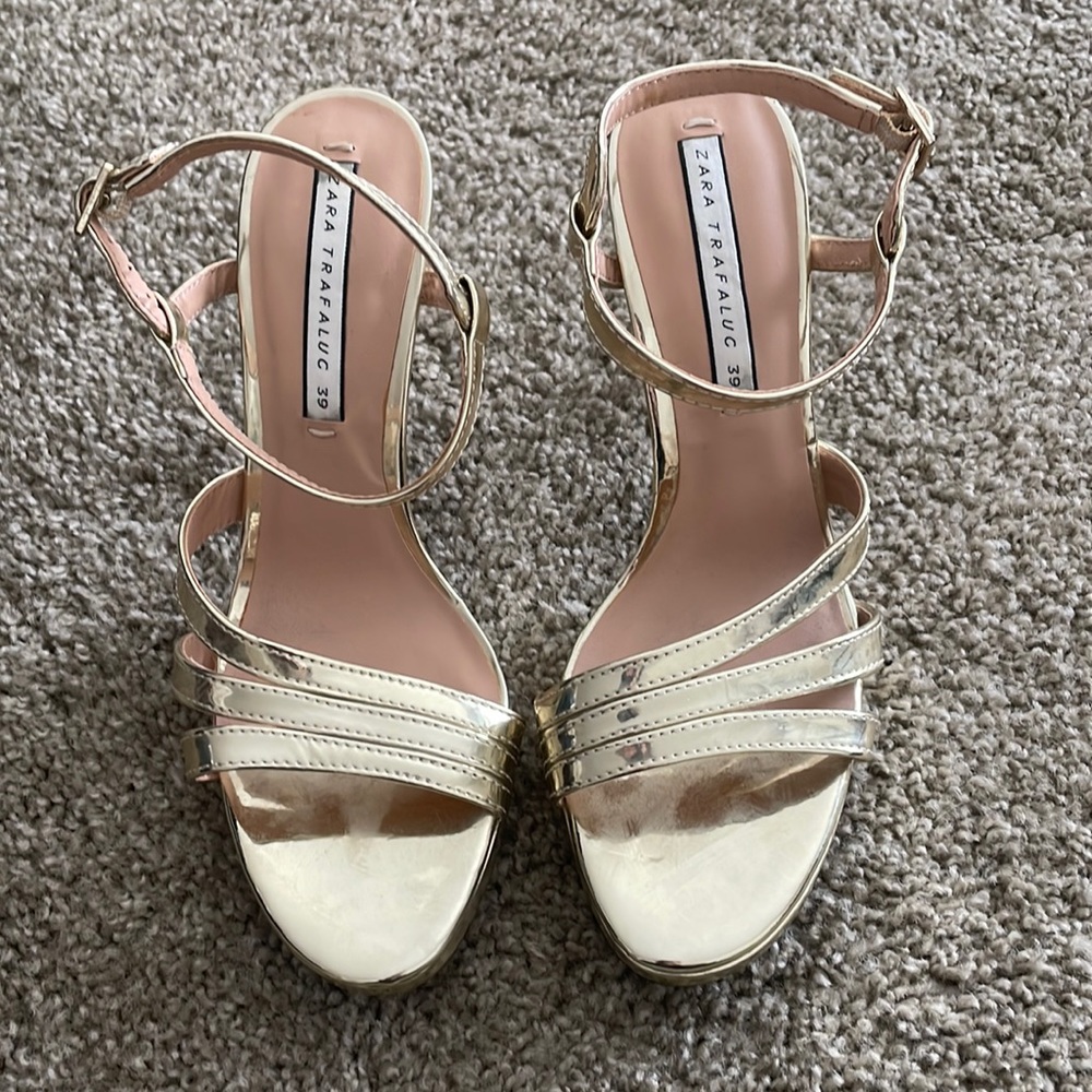 Zara Trafaluc gold Heels size 39